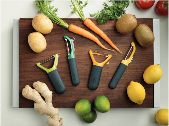 Joseph Joseph Multi Peel Fruit & Vegetable Peeler/Cleaner made of Stainless Steel