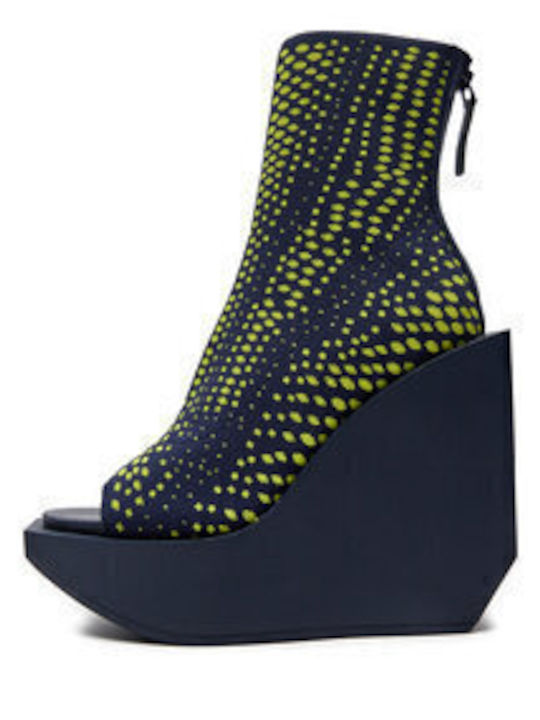 United Nude