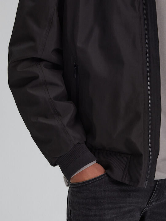 Jacke Black