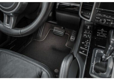Umbrella Σετ Μπροστινά και Πίσω Πατάκια 4τμχ για Audi A4 2008-2016 Μαύρα
