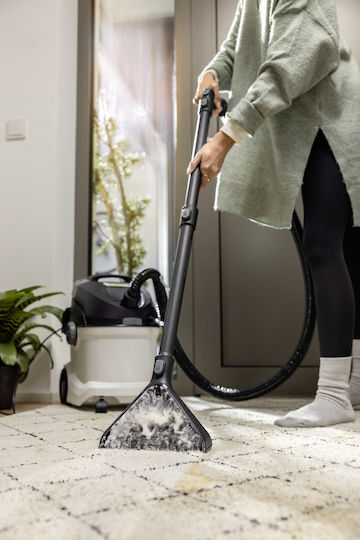 Karcher SE 6 Vacuum Wet / Dry 1000W with Plastic Bin 4lt