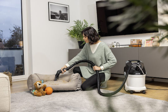 Karcher SE 6 Vacuum Wet / Dry 1000W with Plastic Bin 4lt