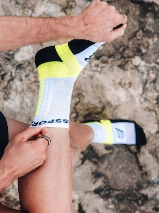 Compressport Ultra Trail V.2 Erholungs-Sportsocken Weiß 1 Paar