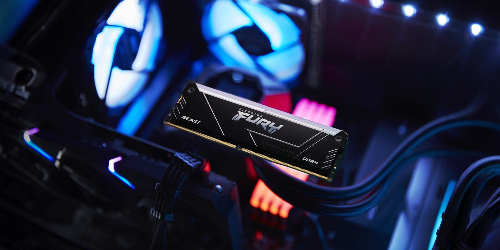 Kingston Fury Beast 16GB DDR4 RAM cu 2 module (2x8GB) și Viteză