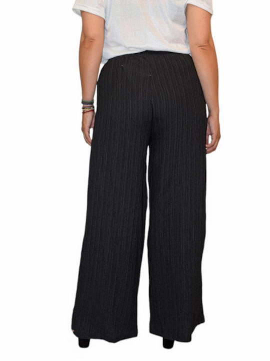 Morena Spain Women's Fabric Trousers in Regular Fit Black