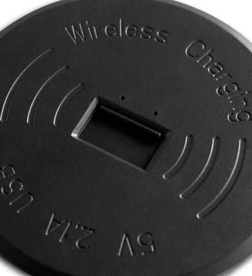 Emuca Walled Power Socket with 1 USB Port Black