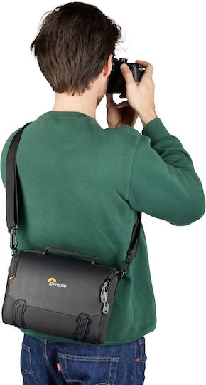 Lowepro Camera Shoulder Bag Adventura SH 140 III Black