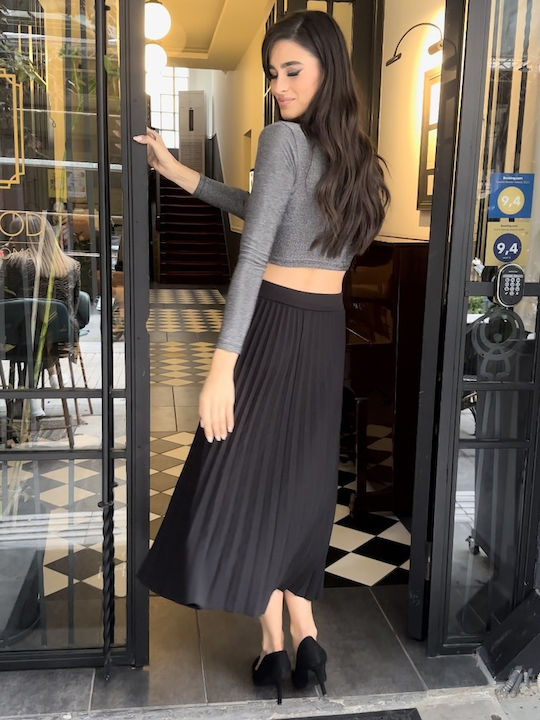 Dress Up Maxi Skirt in Black color