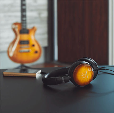 Audio Technica ATH-WP900 Ενσύρματα Over Ear Ακουστικά Καφέ