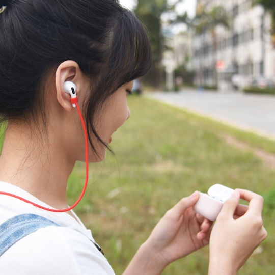 Sonique Etui & Ohrhaken-Set in Flieder Farbe für Apple AirPods 3