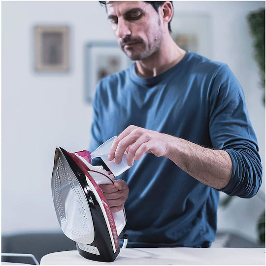 Black & Decker BXIR2602E Steam Iron 2600W with Stainless Steel Plate and Continuous Steam Supply 40g/min