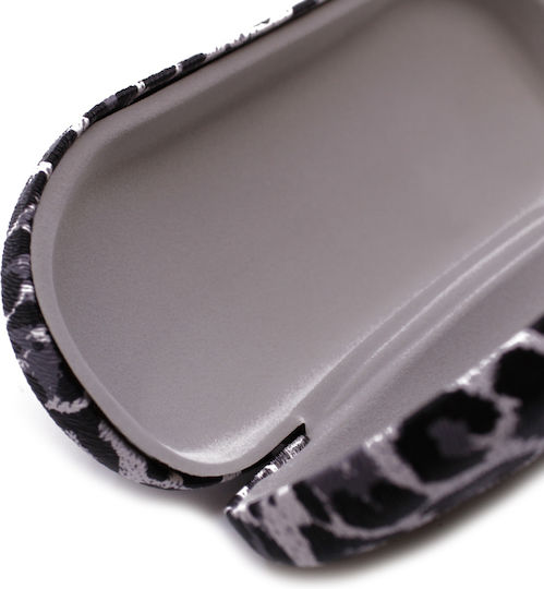 Hard Eyeglass Case with Magnetic Closure White