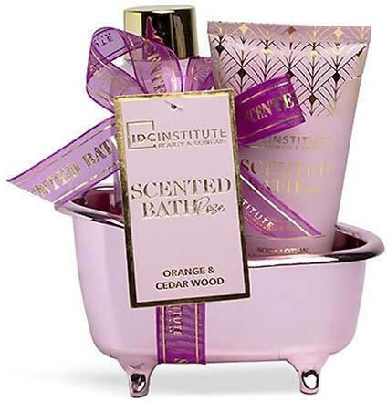 IDC Institute Scented Bath Rose Set Skin Care Set for Cleaning Body Cleaning with Bubble Bath & Body Cream