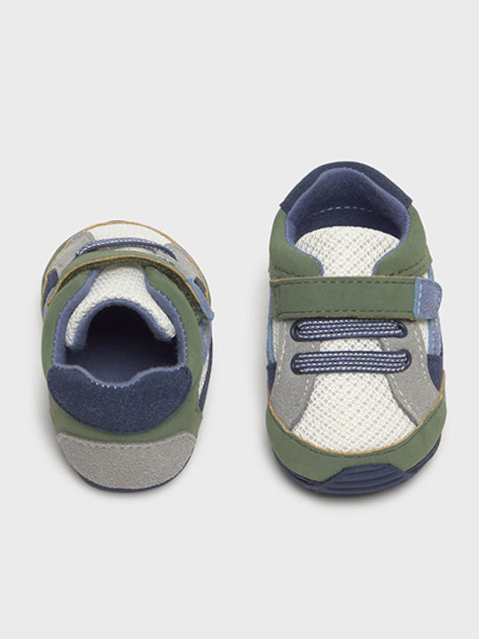 Mayoral Βρεφικά Sneakers Αγκαλιάς