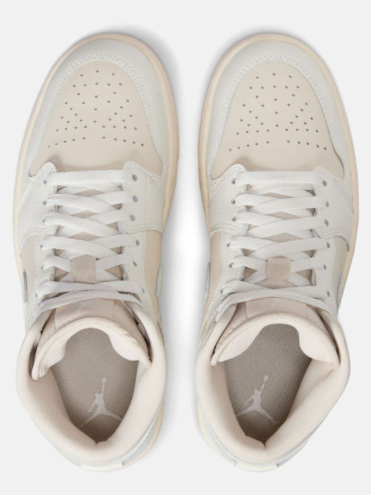 Air  1 Mid Дамски Ботуши Бял