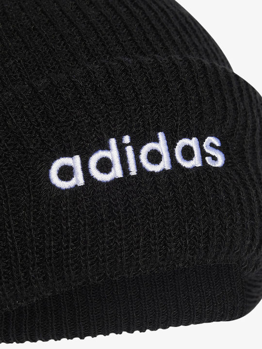 Classic Beanie Unisex Beanie Knitted in Black color