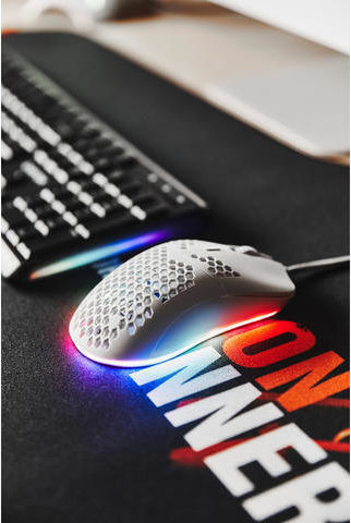 Canyon Puncher GM-11 RGB Геймърска Мишка 4200 DPI Бял
