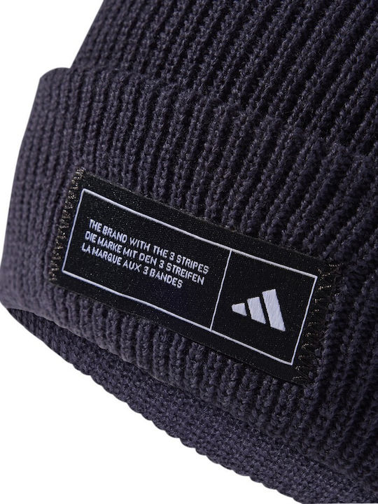 Beanie Beanie Knitted in Blue color