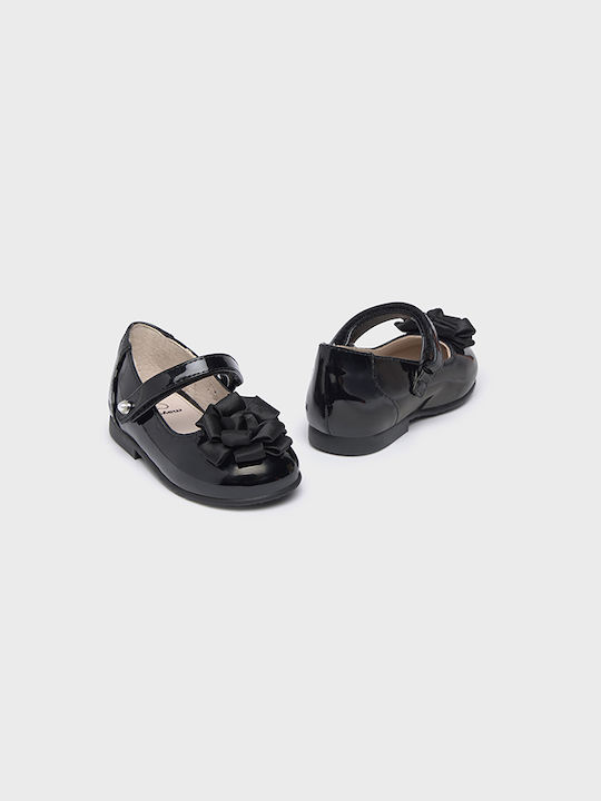 Mayoral Kids Patent Leather Ballerinas Μπαρετα with Hoop & Loop Closure Black