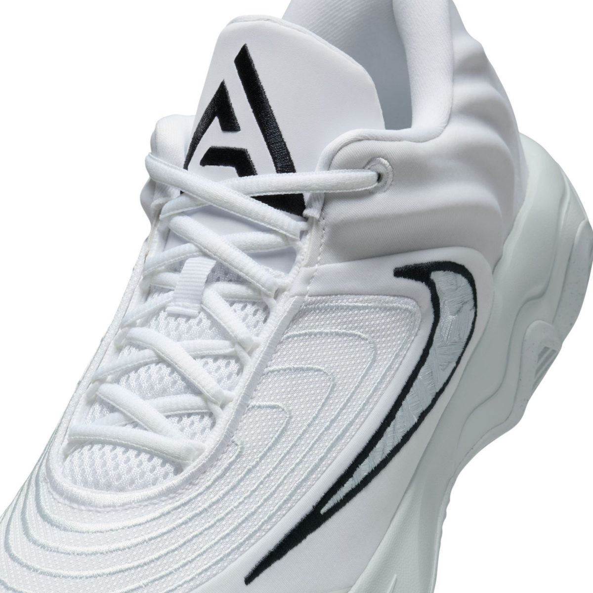 Nike Giannis Immortality 4 Low Basketball Shoes White / Pure  display picture 1