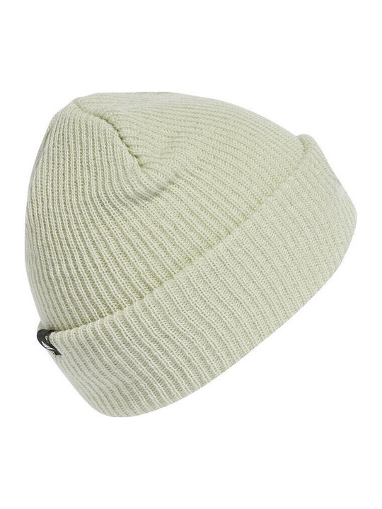 Performance Beanie Beanie Knitted in Green color