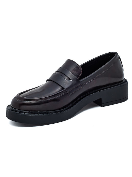 Women's Moccasins in Burgundy Color