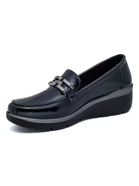 Laura Virgili Patent Leather Women's Moccasins in Black Color