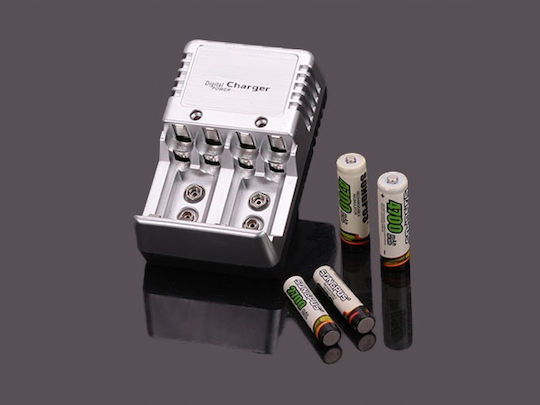 Încărcător Universal Baterii Aa Aaa Zola Dc 2.4v 9v Dc 9.8v Ac 220-230v 50/60 Hz 11 X 7 X 4 Cm