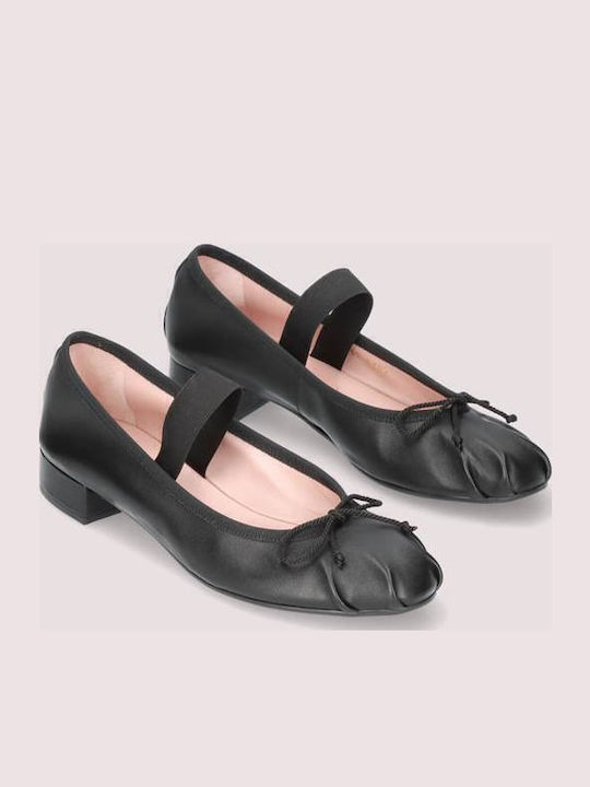 Pretty Ballerinas