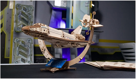 Ugears Дървена Конструктивна Игра Космически автобус на Nasa Discovery