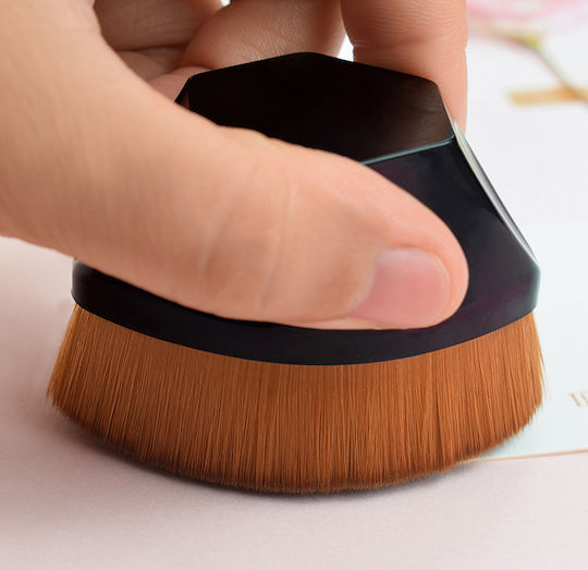 Silberner Kabuki Foundation Pinsel Zola Ergonomisches Design Kunststoff Synthetische Borsten 6 cm Schwarz