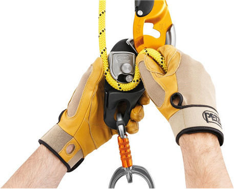 Petzl D021AA01 Abseilgerät Schwarz