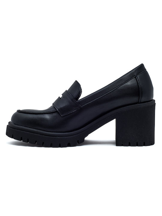 Laura Virgili Women's Moccasins in Black Color