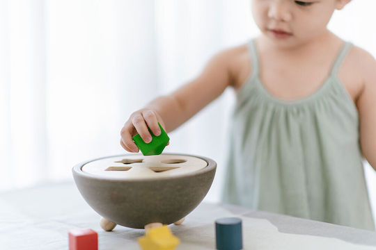 Plan Toys Играчка за сортиране на форми от дърво