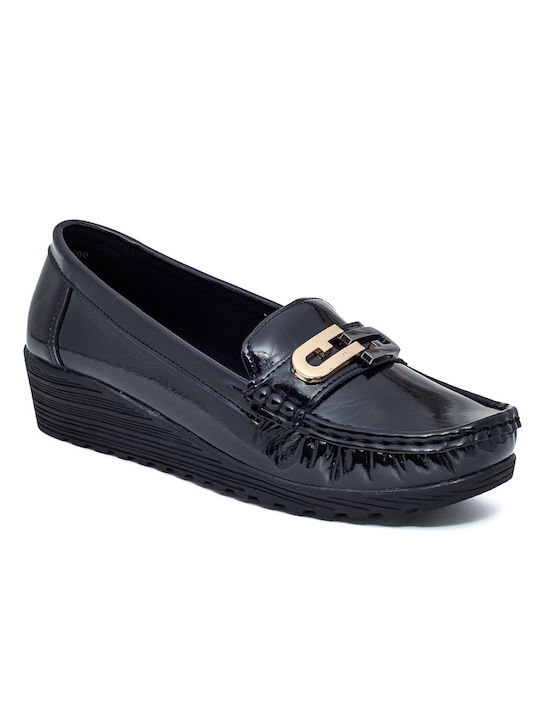 Soft & Flex Patent Leather Women's Moccasins in Black Color