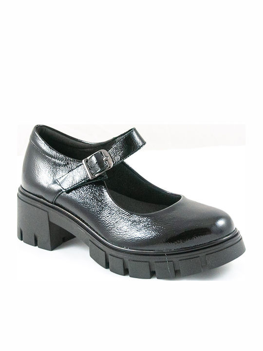 Patent Leather Women's Moccasins in Black Color