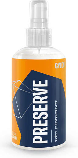 Gyeon Q2M Preserve Cleaning / Polishing and Protective Spray for Car Dashboard 250ml