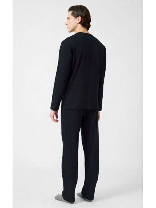 Minerva Black