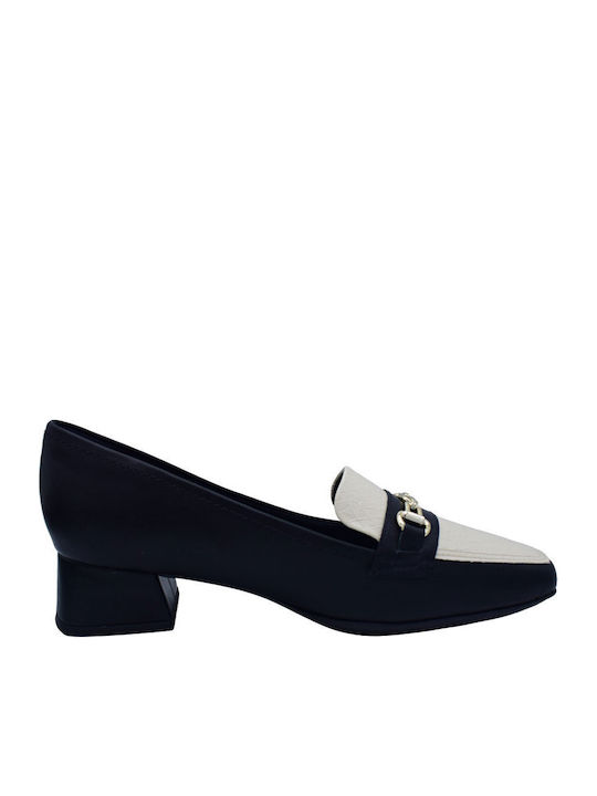 Women's Moccasins in Black Color