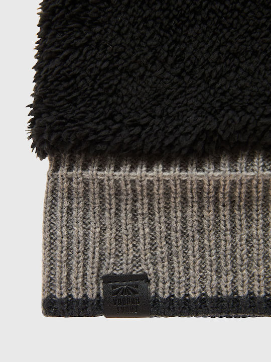 Beanie Beanie Knitted in Gray color