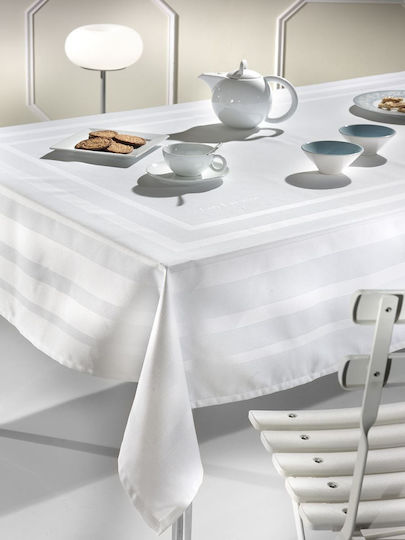 Guy Laroche Corner
