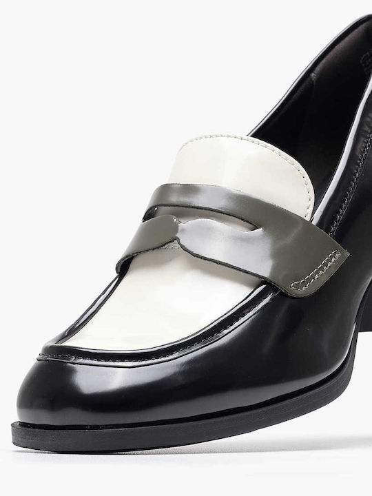 Tamaris Women's Loafers in Black Color