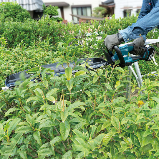 Makita DUH606RF mit Klingenlänge 60cm