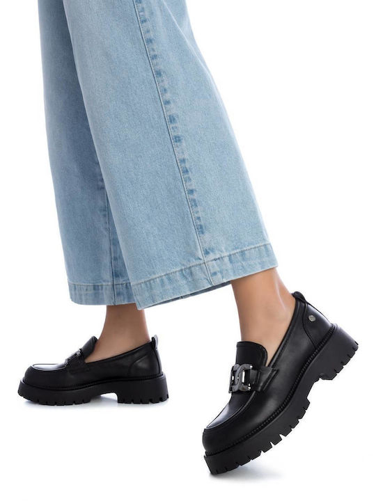 Women's Moccasins in Black Color