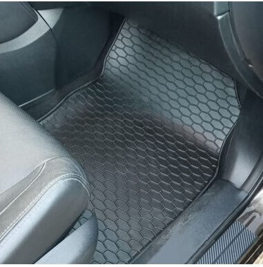 Set de covorașe auto din cauciuc pentru Audi Q2 2017
