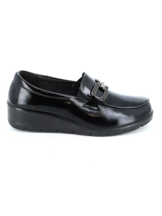 B-Soft Patent Leather Women's Moccasins in Black Color