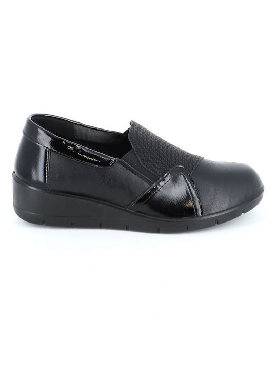 B-Soft Leather Women's Moccasins in Black Color