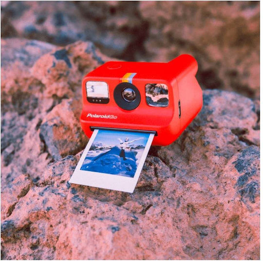 Polaroid Go Червено