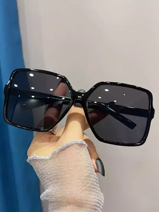 Women's Sunglasses with Black Plastic Frame and Black Lens G-16