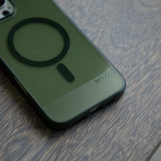 Incase Slim Case Magsafe Iphone 16 Case Highland Green